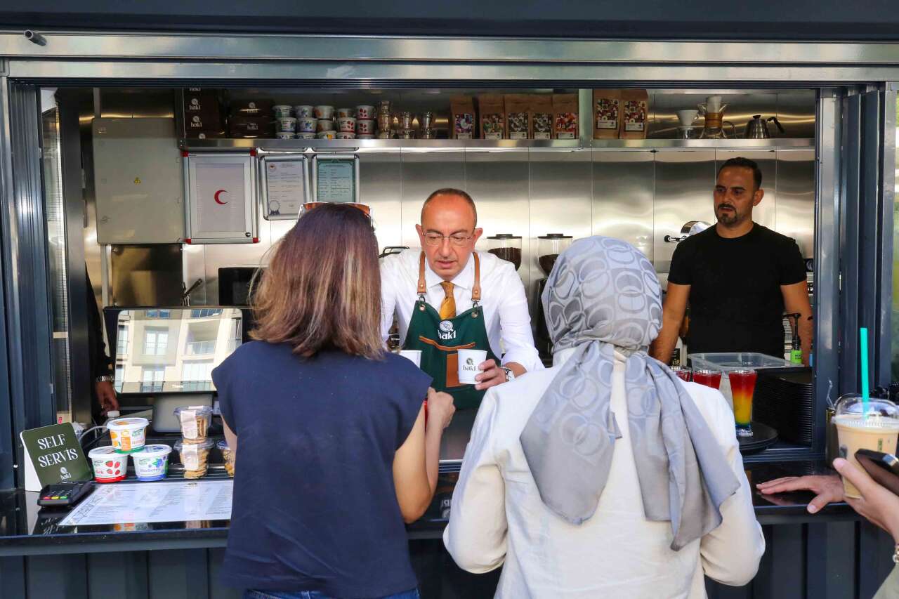 Haki Kafe’den Konya’ya dördüncü şube! Yenişehir’de kapılarını açtı 9